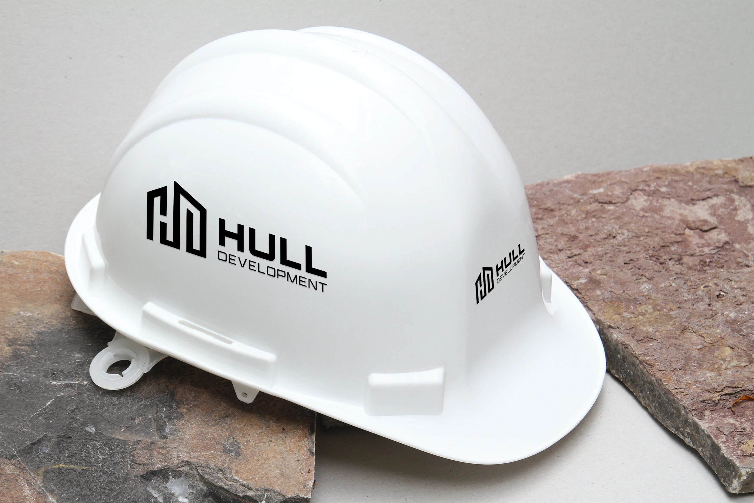 Hull Development construction helmet